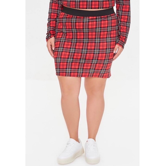Plus Size Plaid Top & Mini Skirt Set in Burgundy/Multi - Picture 4 of 6